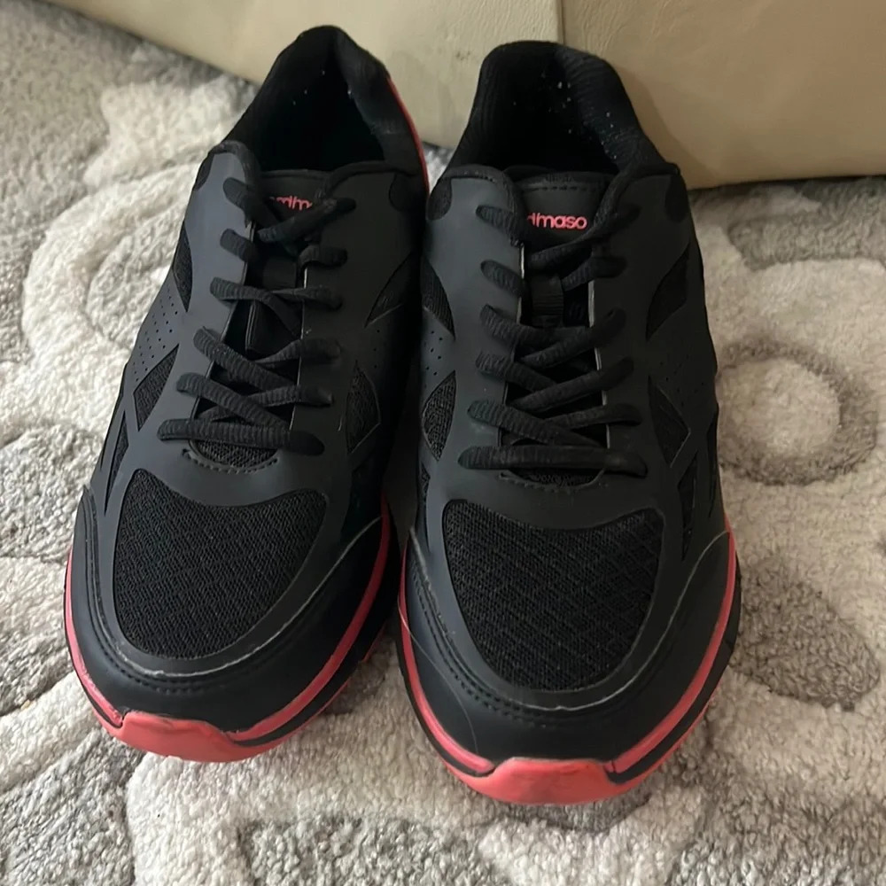 Women’s Tommaso Venezia cycling shoes